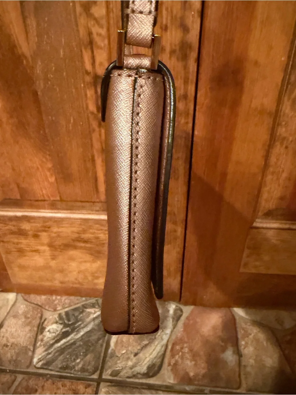 kate spade New York Sally Newbury Rose Gold Crossbody Bag Turn lock See pics